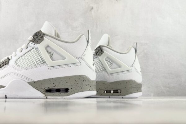 Air Jordan 4 Retro White Oreo - Image 10
