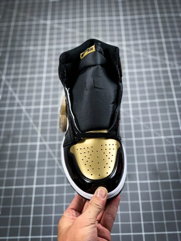 Air Jordan 1 Retro High OG NRG 'Gold Toe' 861428-007 - Image 7