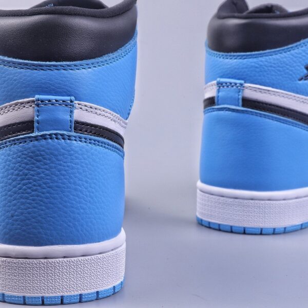 Air Jordan 1 Retro High OG 'UNC Toe' DZ5485-400 - Image 10