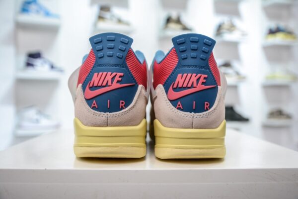Union LA x Air Jordan 4 Retro 'Guava Ice' DC9533-800 - Image 4
