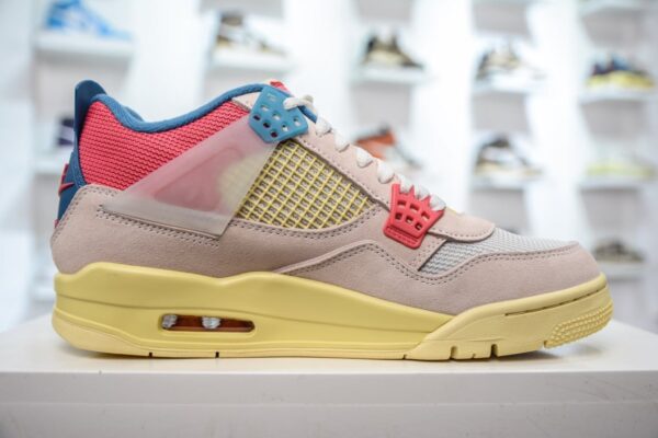 Union LA x Air Jordan 4 Retro 'Guava Ice' DC9533-800 - Image 10