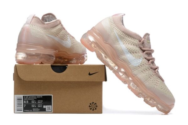 Nike Vapormax Flyknit - Image 6