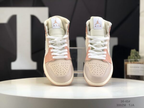 Air Jordan 1 Mid 'Milan' CV3044-100 - Image 9