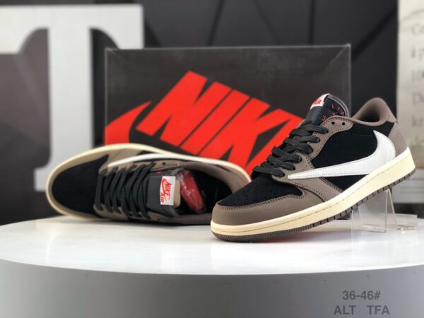 Travis Scott x Air Jordan 1 Low 'Mocha' CQ4277-001 - Image 4