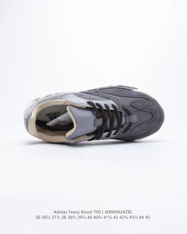 Yeezy Boost 700 Magnet FV9922 - Image 5