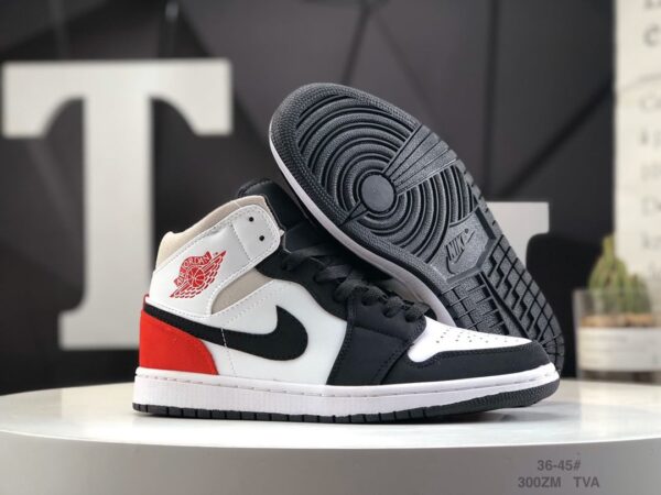 Air Jordan 1 Mid SE 'Red Black Toe' 852542-100 - Image 6