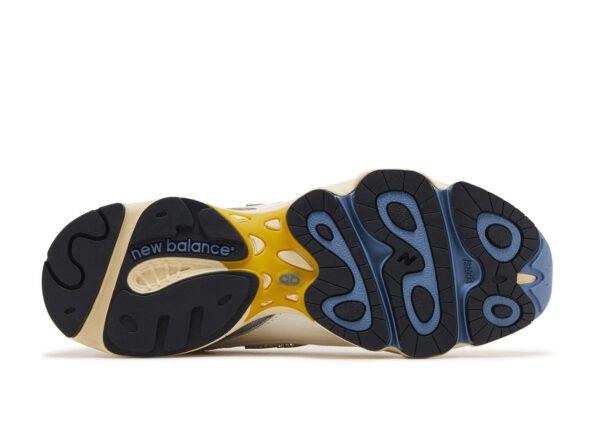 New Balance 1000 - Image 4