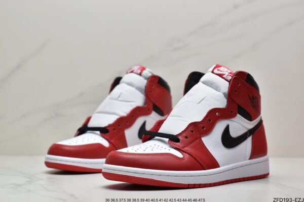 Air Jordan 1 Retro High OG 'Chicago' 2015 - Image 5