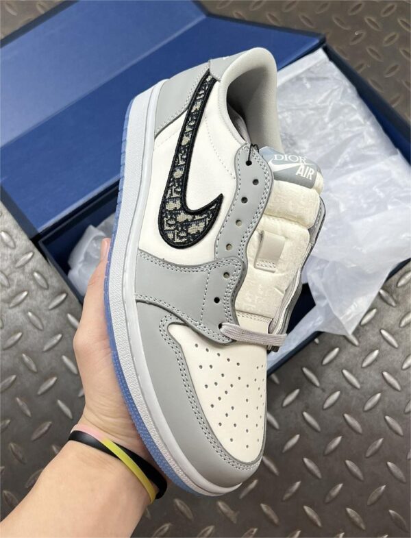 Dior x Air Jordan 1 Low CN8608-002 - Image 4