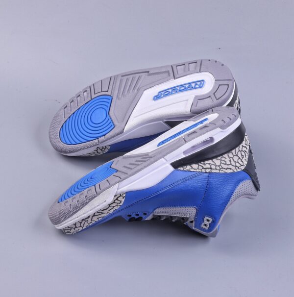 Air Jordan 3 Retro 'Varsity Royal' CT8532-400 - Image 9