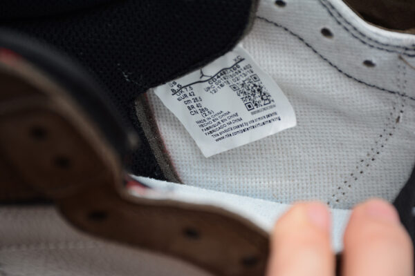 Travis Scott x Air Jordan 1 Retro High OG 'Mocha' CD4487-100 - Image 9