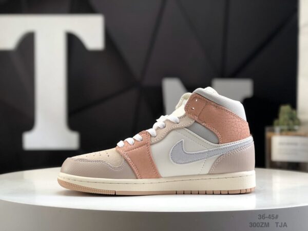 Air Jordan 1 Mid 'Milan' CV3044-100 - Image 3