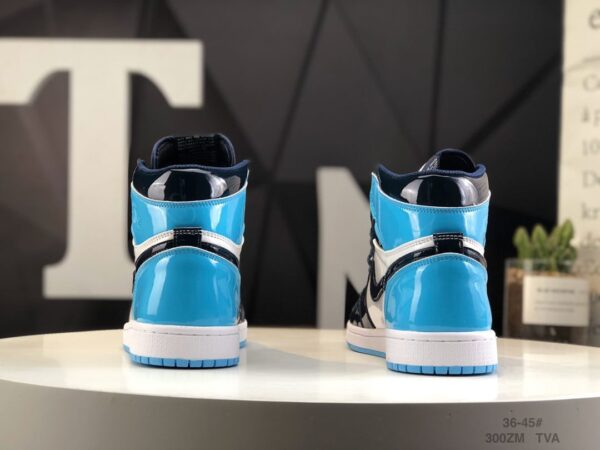 Wmns Air Jordan 1 Retro High OG 'Blue Chill' CD0461-401 - Image 7