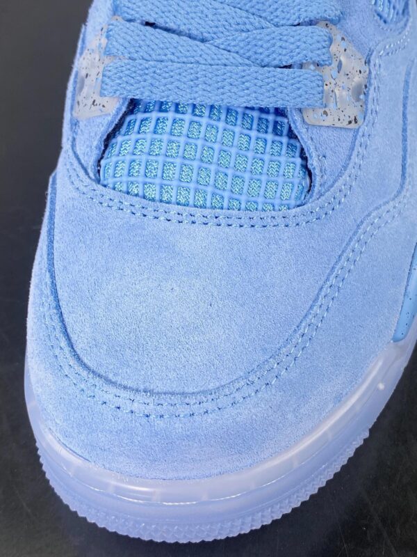 Jordan 4 Retro UNC (PE) - Image 4