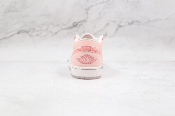 Wmns Air Jordan 1 Low SE 'Mighty Swooshers' DM5443-666 - Image 6