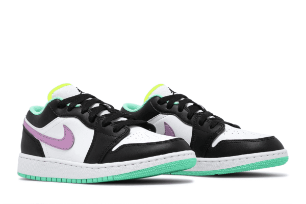 Air Jordan 1 Low GS 'White Violet Shock' 553560-151 - Image 6