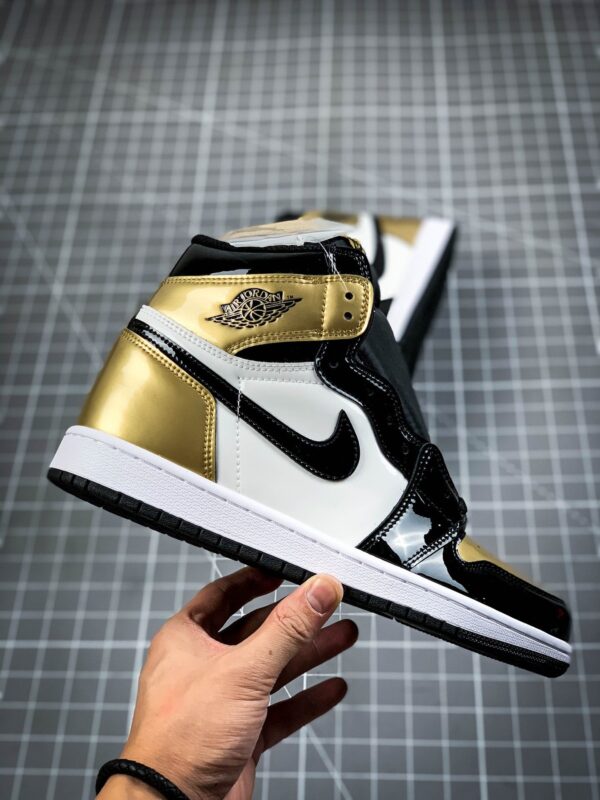 Air Jordan 1 Retro High OG NRG 'Gold Toe' 861428-007 - Image 2
