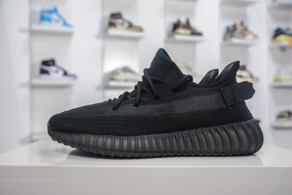 Yeezy Boost 350 V2 Onyx HQ4540 - Image 2