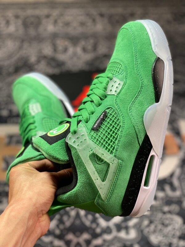 Jordan 4 Retro Wahlburgers - Image 10