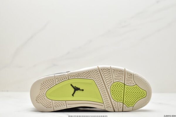 Wmns Air Jordan 4 Retro 'Splatter' AQ9129-601 - Image 10