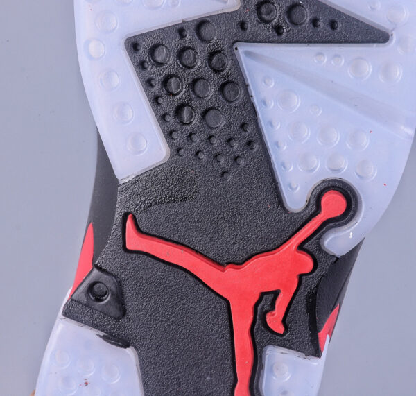 Air Jordan 6 Retro 'Toro Bravo - Image 6