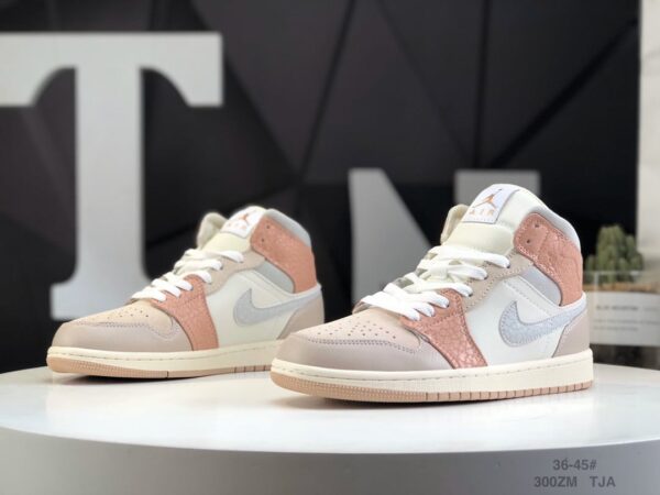 Air Jordan 1 Mid 'Milan' CV3044-100 - Image 5