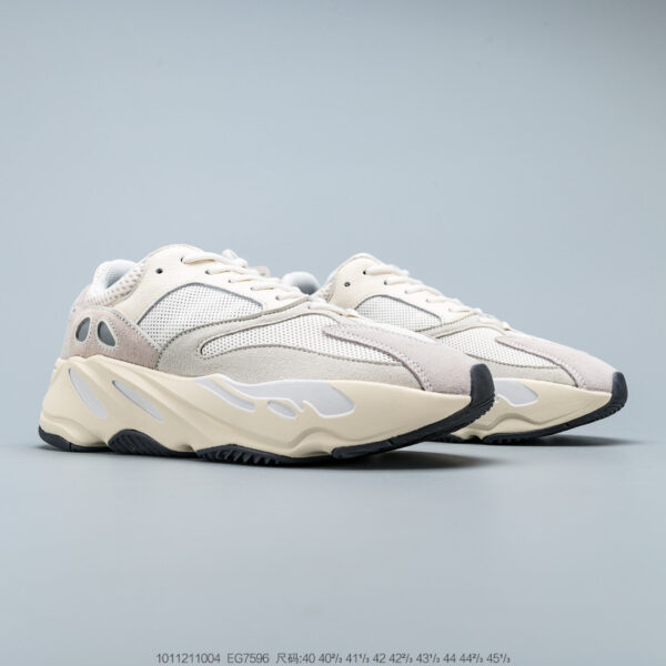 Yeezy Boost 700 Analog EG7596 - Image 9