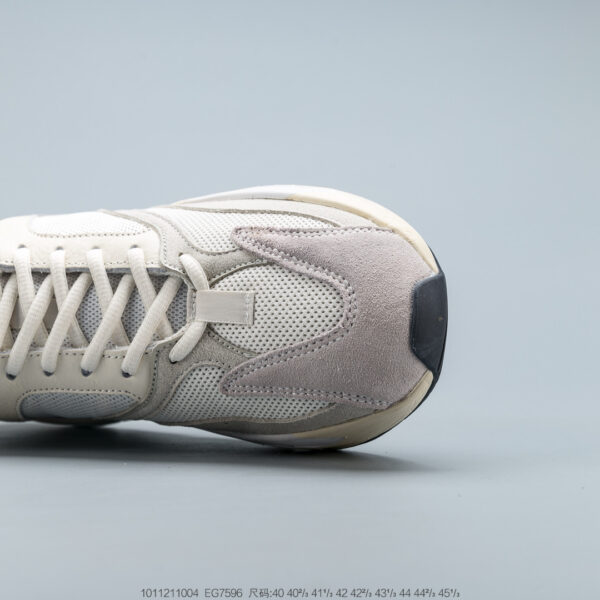 Yeezy Boost 700 Analog EG7596 - Image 7