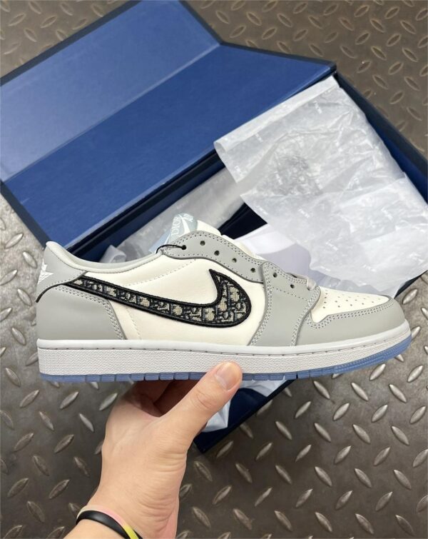 Dior x Air Jordan 1 Low CN8608-002 - Image 3