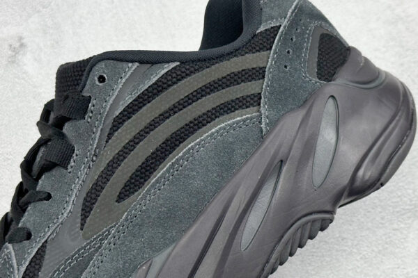Yeezy Boost 700 V2 Vanta FU6684 - Image 10