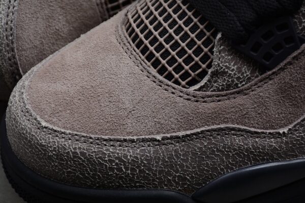 Air Jordan 4 Retro Taupe Haze - Image 5