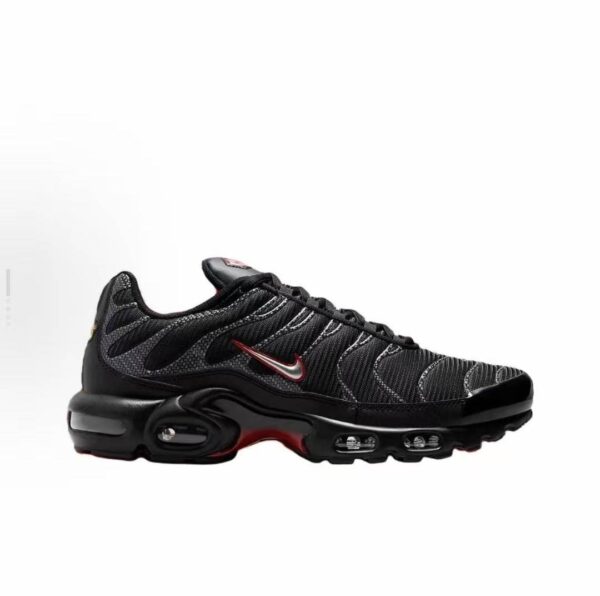 Nike Air Tn Black/University