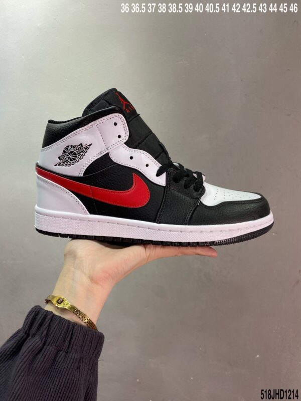 Air Jordan 1 Mid GS 'Chile Red' 554725-075 - Image 2