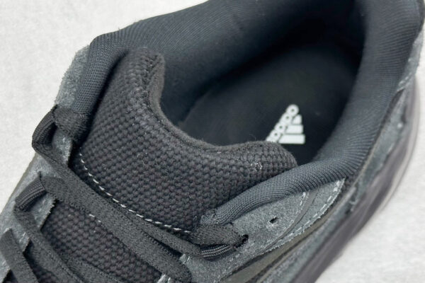 Yeezy Boost 700 V2 Vanta FU6684 - Image 9