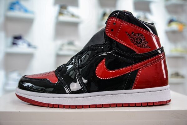 Air Jordan 1 Retro High OG 'Patent Bred' 555088-063 - Image 3