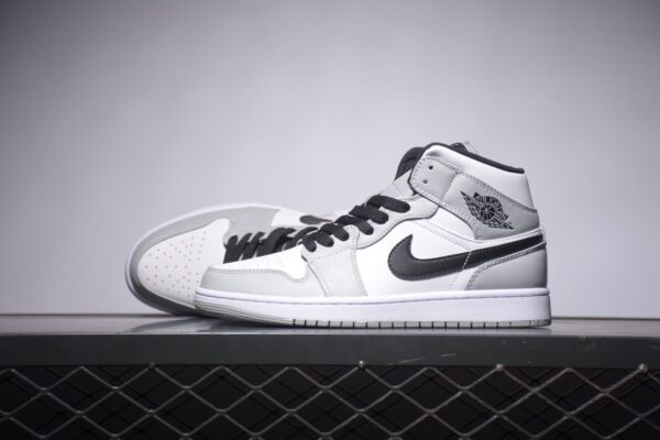Air Jordan 1 Mid 'Smoke Grey' 554724-092 - Image 9