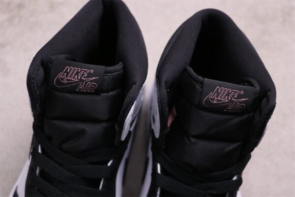 Air Jordan 1 Retro High OG Stage Haze - Image 10