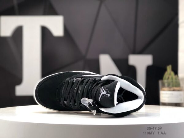Air Jordan 5 Retro 'Oreo' 2021 CT4838-011 - Image 4