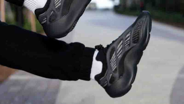 Yeezy 700 V3 Alvah H67799 - Image 4
