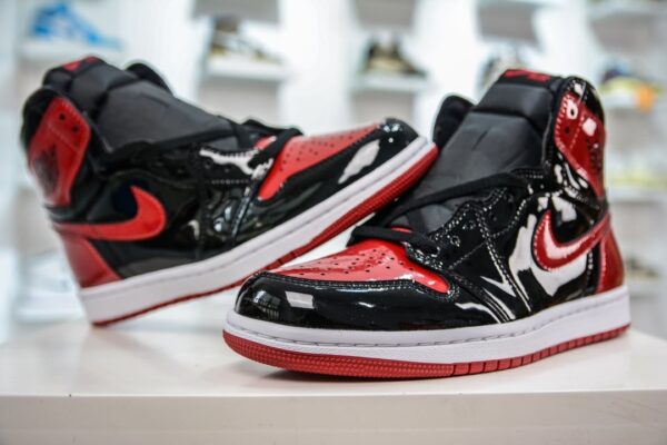Air Jordan 1 Retro High OG 'Patent Bred' 555088-063 - Image 7