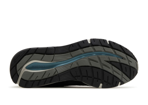 New Balance 991v2 - Image 4