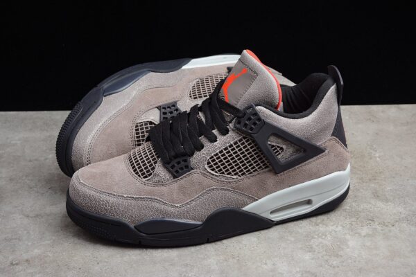 Air Jordan 4 Retro Taupe Haze - Image 4