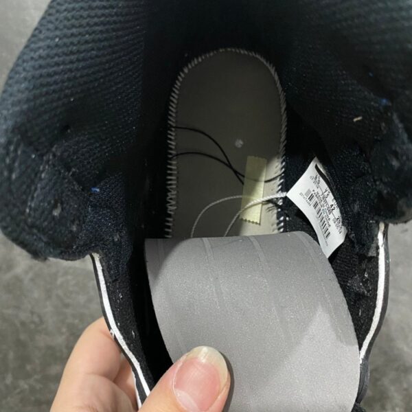 Fragment Design x Air Jordan 1 Retro High OG 716371-040 - Image 11