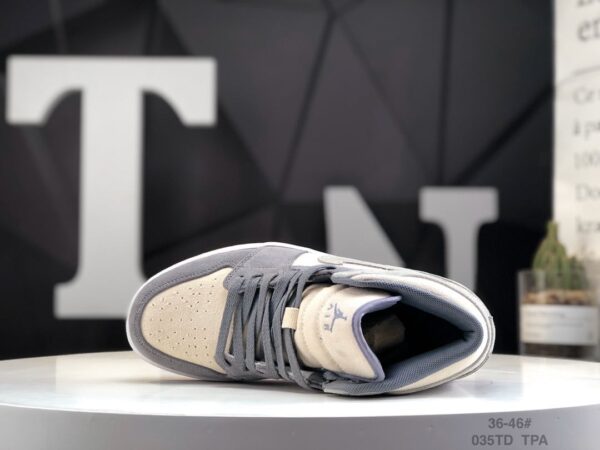 Air Jordan 1 Mid SE 'Coconut Milk Particle Grey' DN4281-100 - Image 5