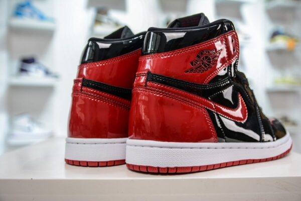 Air Jordan 1 Retro High OG 'Patent Bred' 555088-063 - Image 8