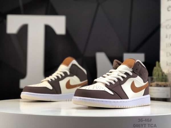 Wmns Air Jordan 1 Mid SE 'Cream Dark Chocolate' DO6699-200 - Image 5
