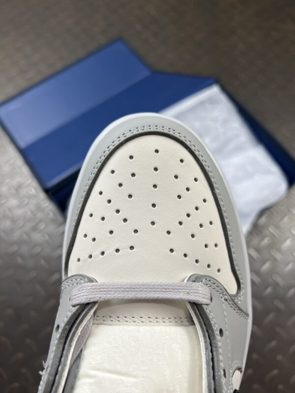 Dior x Air Jordan 1 Low CN8608-002 - Image 6