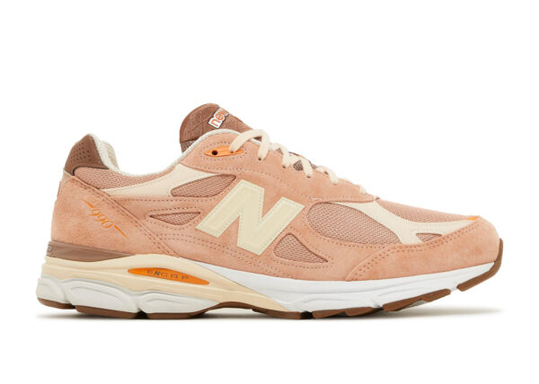New Balance 990v3
