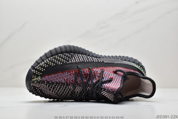 Yeezy Boost 350 V2 Yecheil FW5190 - Image 3