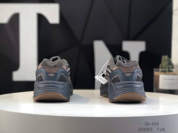 Yeezy Boost 700 V2 Mauve GZ0724 - Image 7